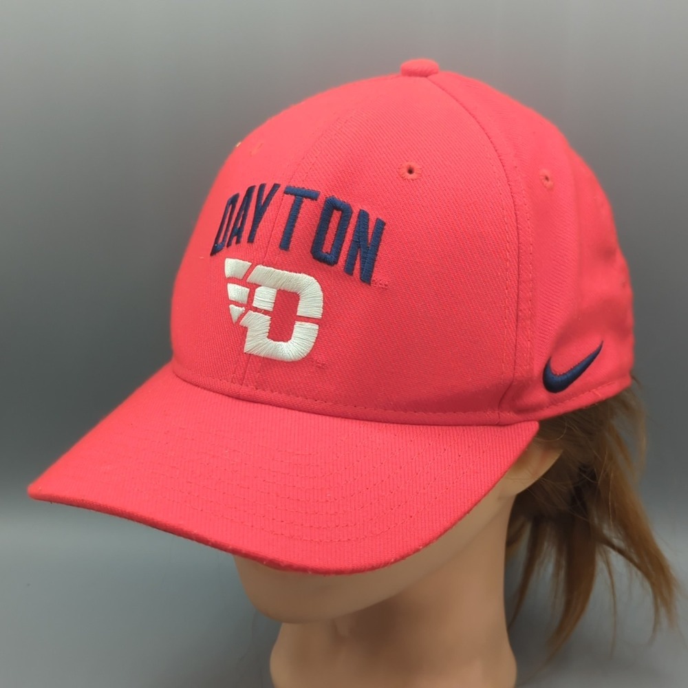 Dayton UD Flyers Nike Classic99 Dri-Fit Fitted Hat Cap Red OSFM